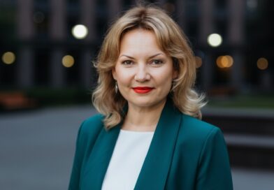 Etykieta w pracy i biznesie. Jak kultura osobista wpływa na relacje, zaufanie i karierę? – Wywiad z Ewą Pietrakowską-Dziedzic